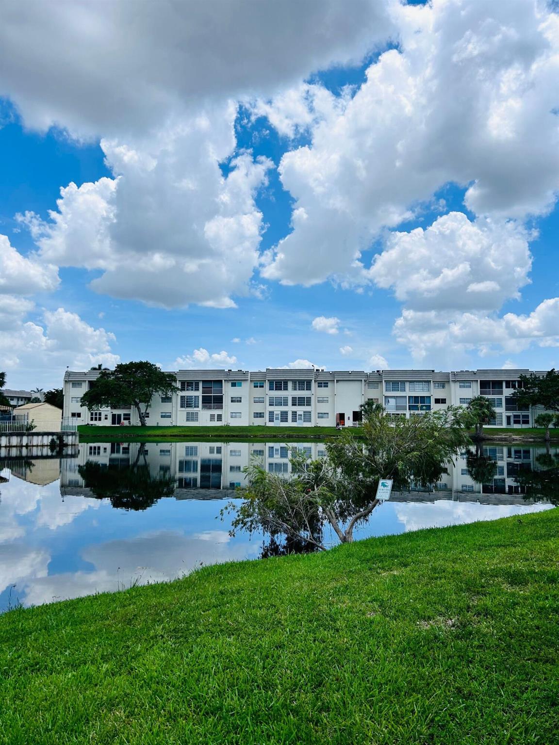 SUNRISE LAKES Phase 2 - Residential