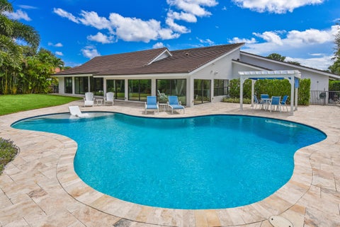 Tiny photo for 4561 OAK TREE Court, Delray Beach, FL 33445 (MLS # B26089943)