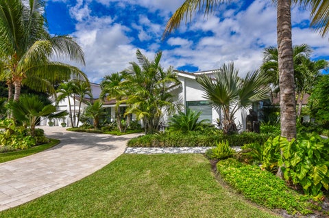 Tiny photo for 4561 OAK TREE Court, Delray Beach, FL 33445 (MLS # B26089943)