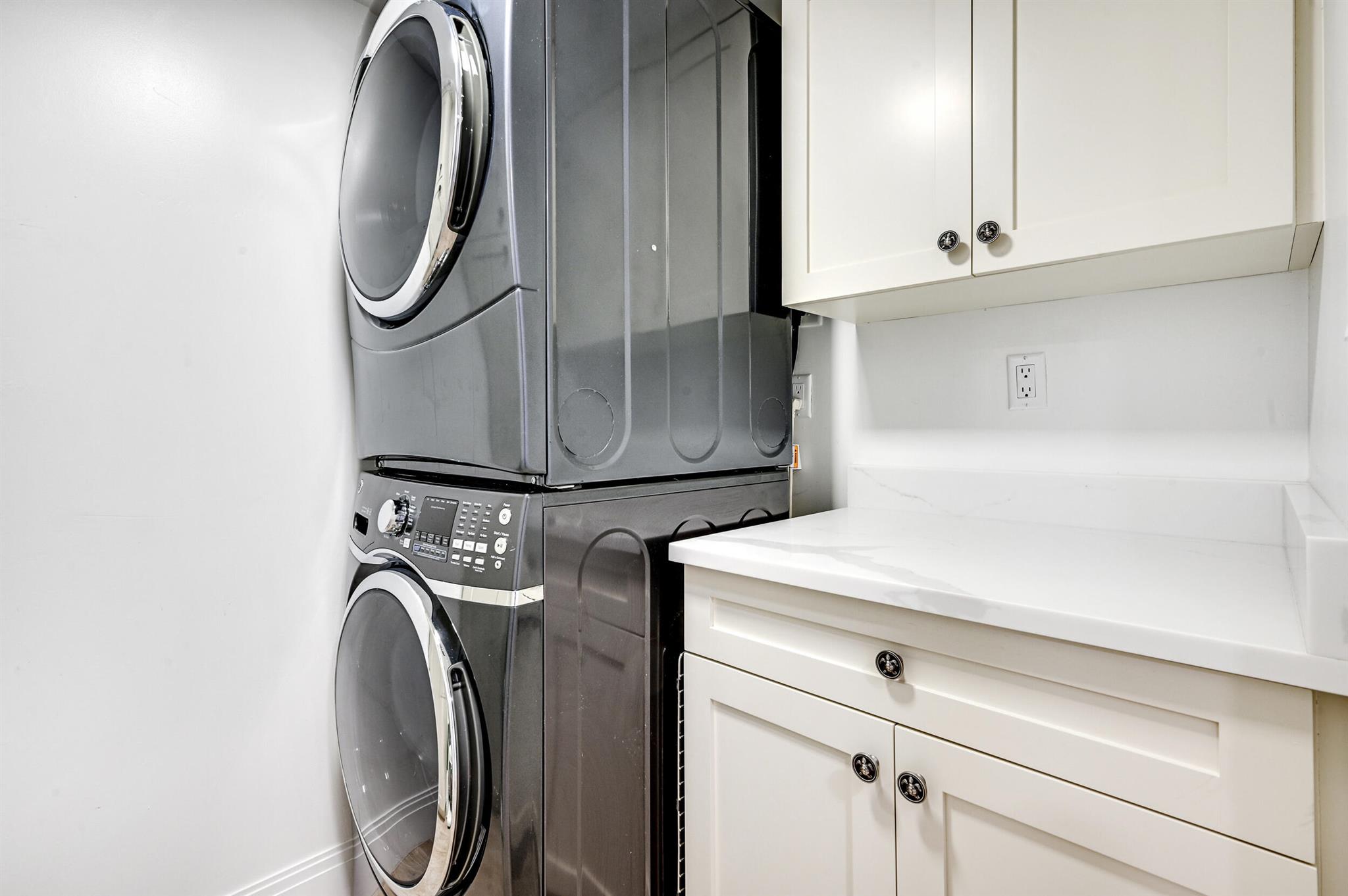 Oceancrest - Residential Lease