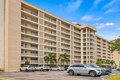 2671 S Course Drive 307 Pompano Beach FL 33069