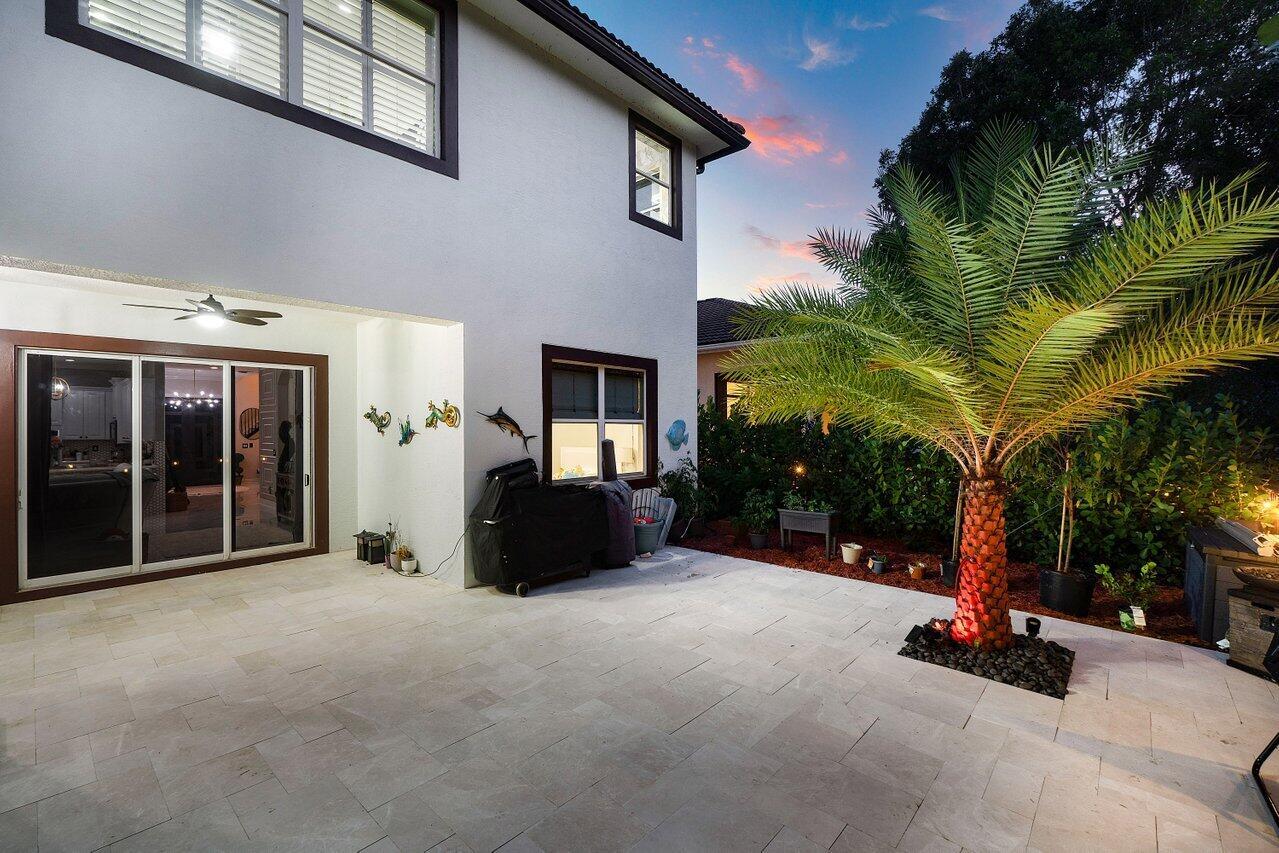 12323 Aviles Circle