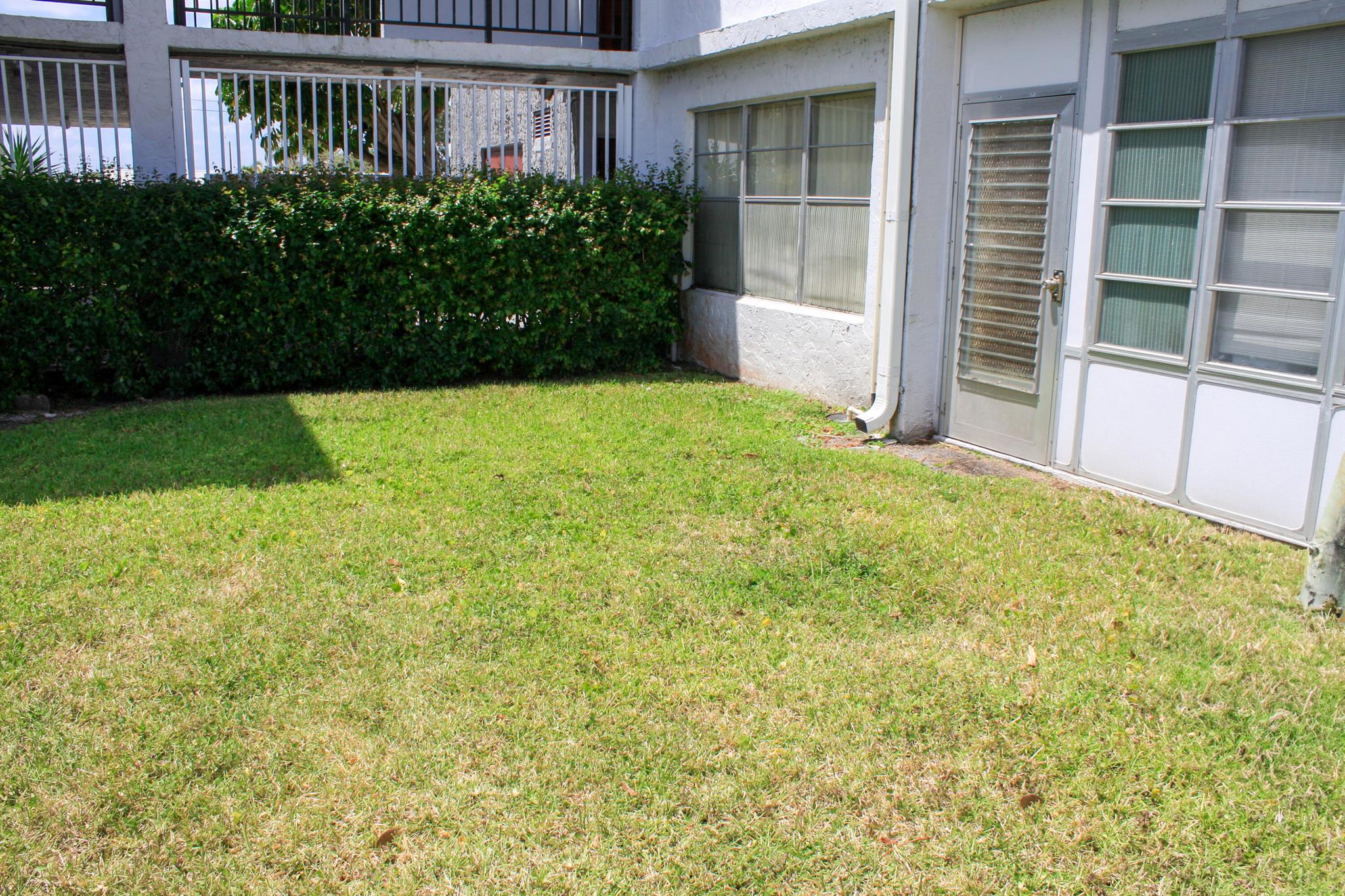 FAIRWAYS OF TAMARAC CONDO - Residential