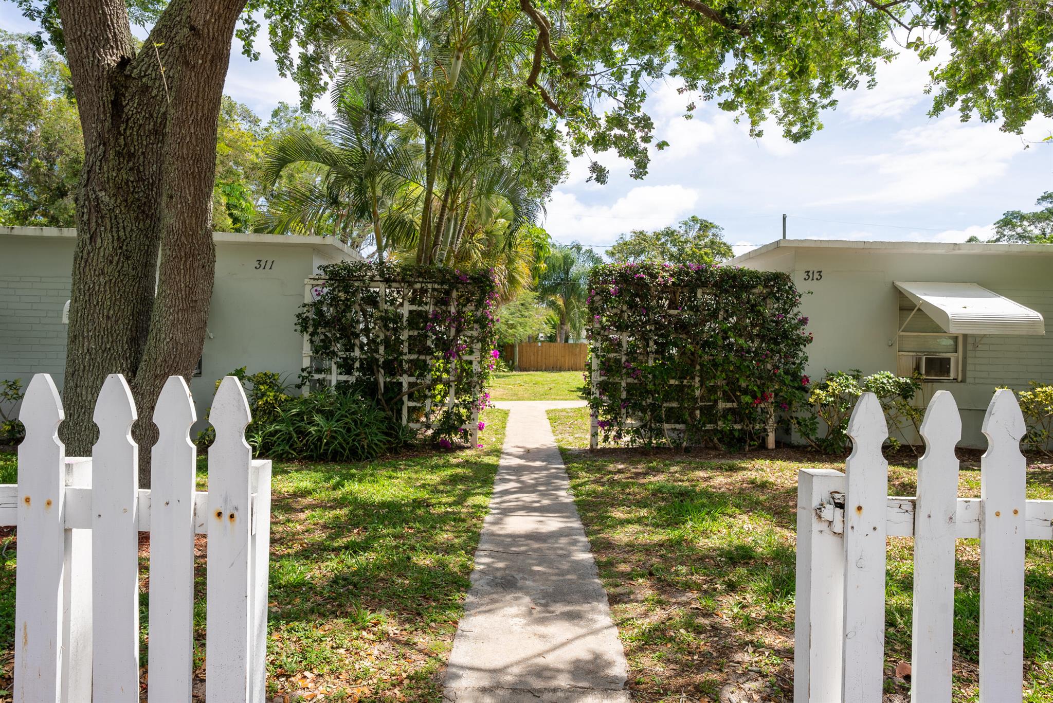 DELRAY TOWN OF - Commercial Sale