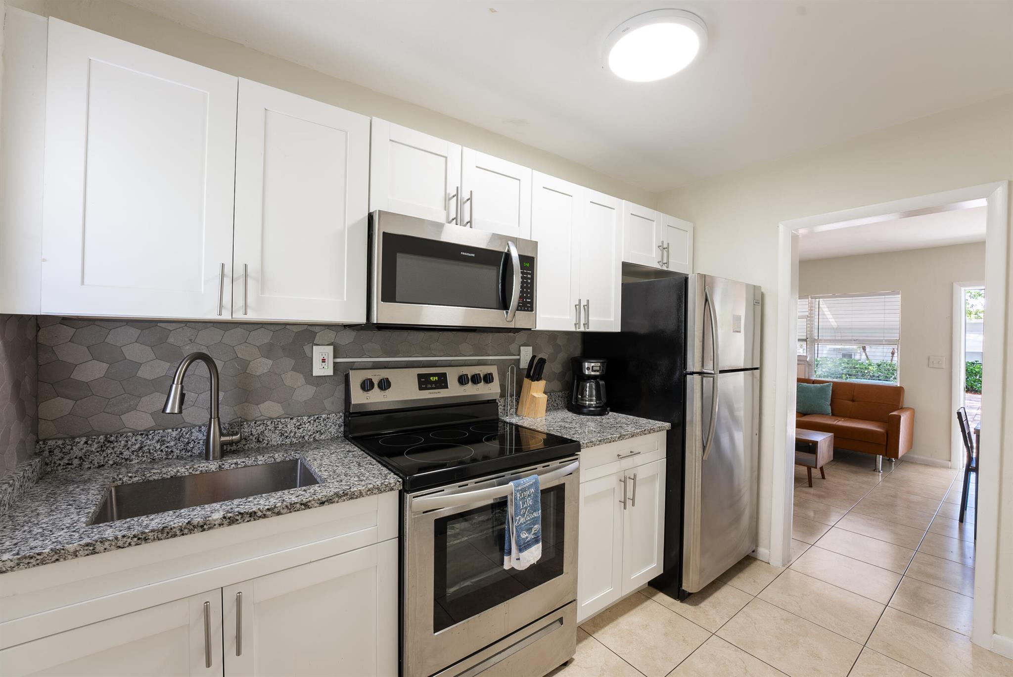 DELRAY TOWN OF - Commercial Sale