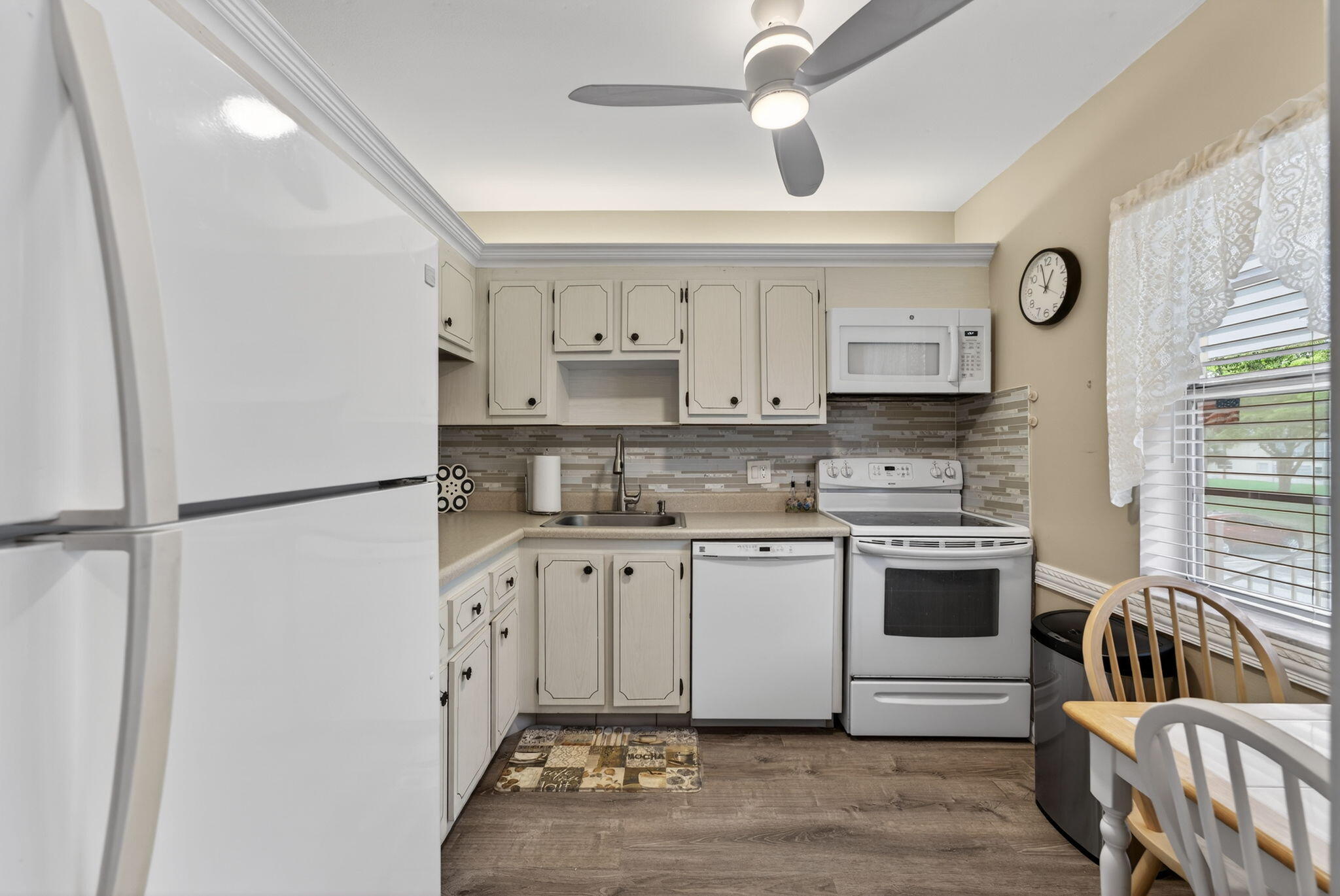 ORIOLE GARDENS THREE 81 CONDO - Residential