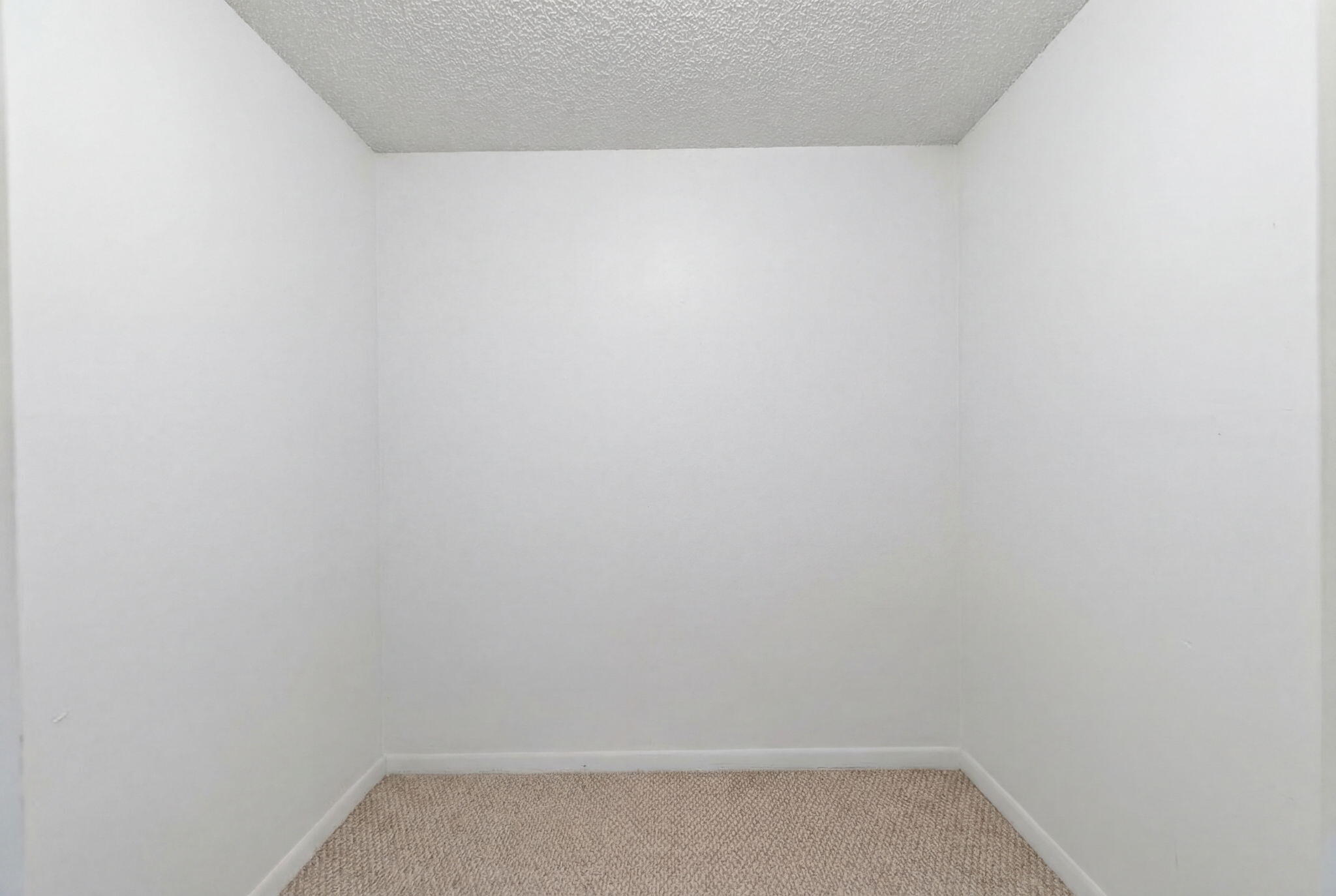 ORIOLE GARDENS THREE 81 CONDO - Residential