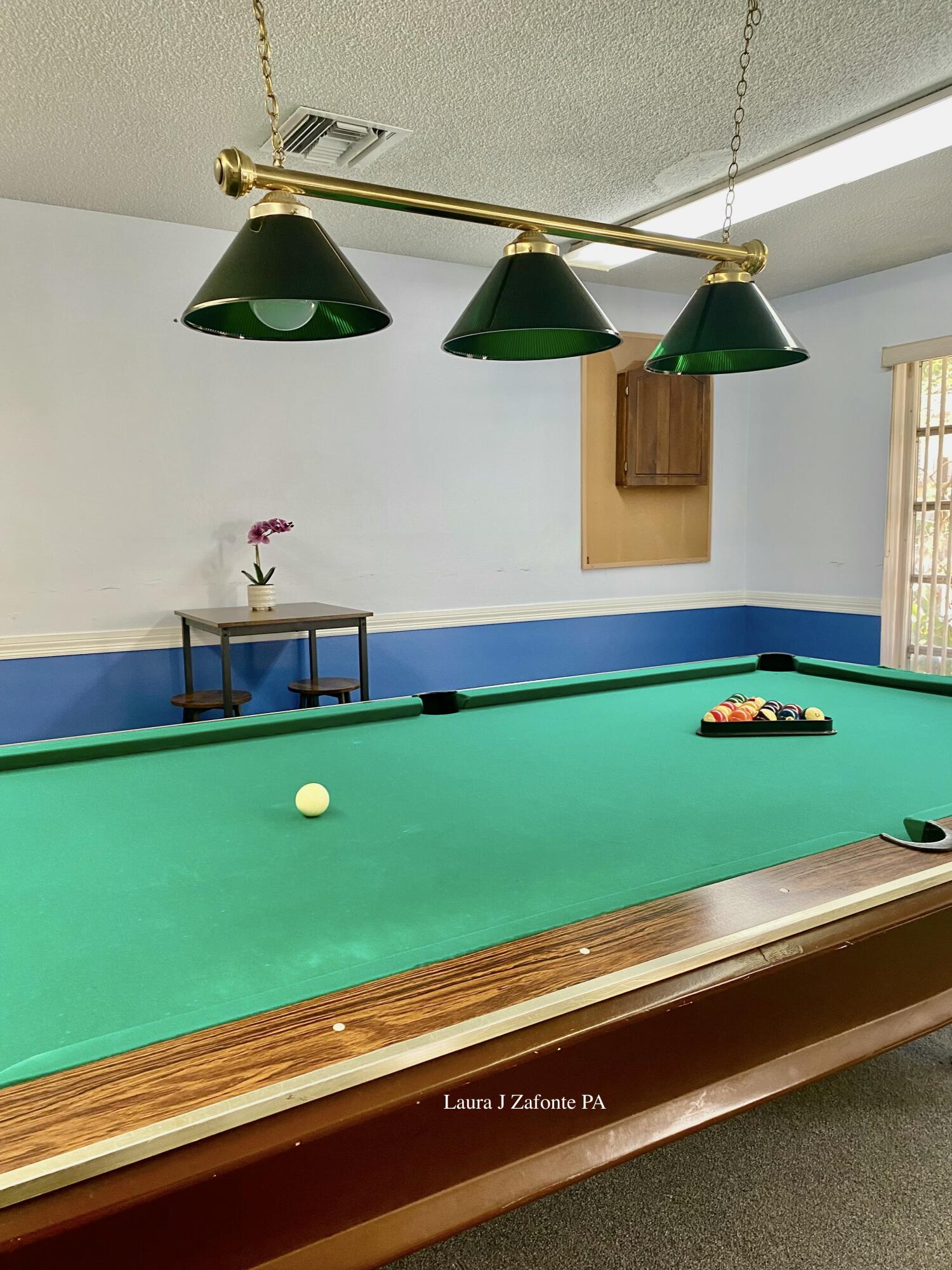 ORIOLE GARDENS THREE 81 CONDO - Residential