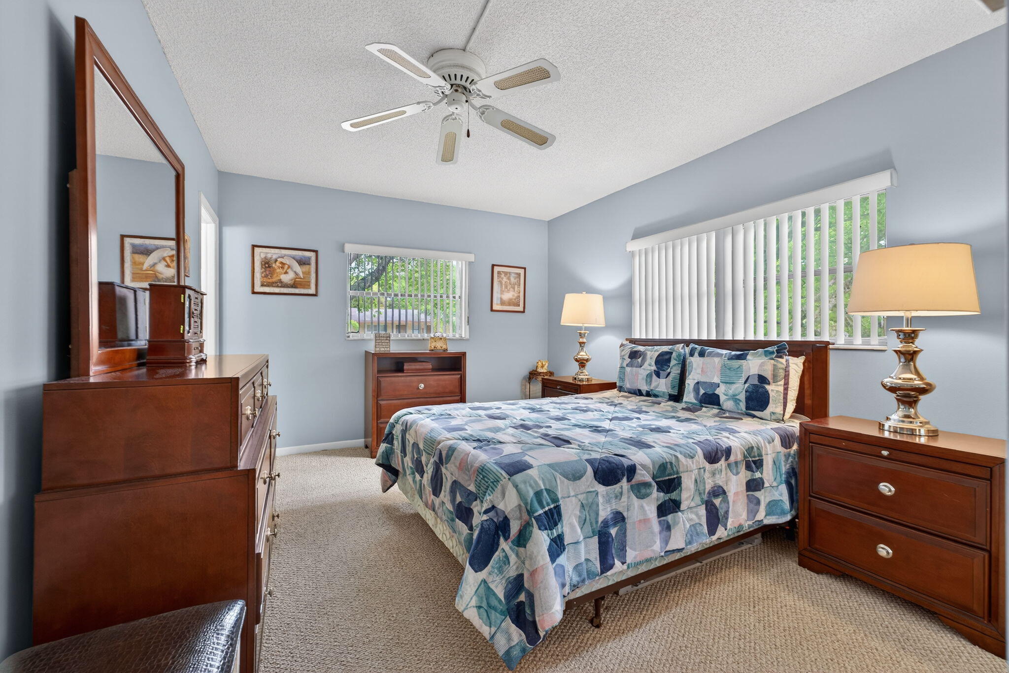 ORIOLE GARDENS THREE 81 CONDO - Residential