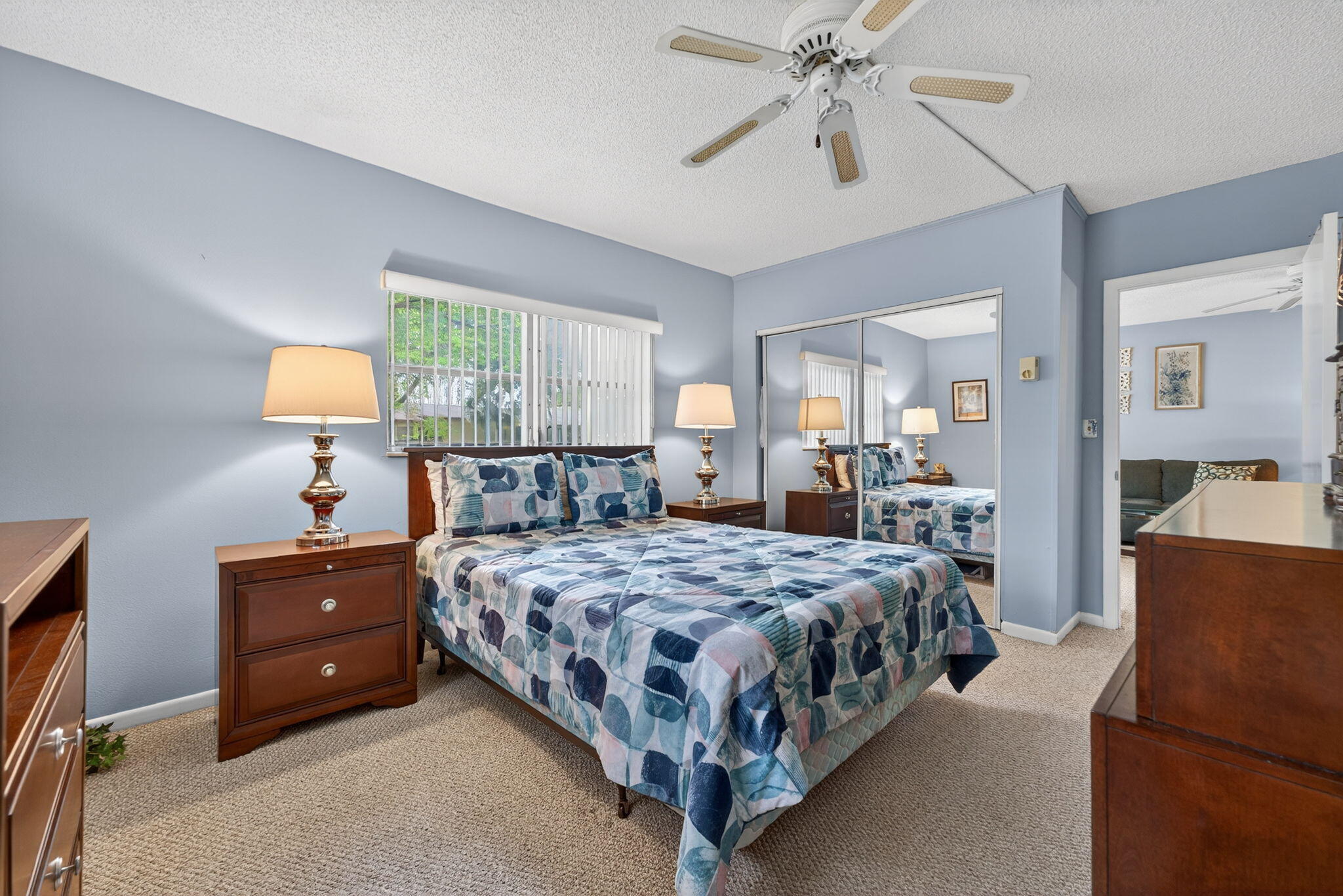 ORIOLE GARDENS THREE 81 CONDO - Residential