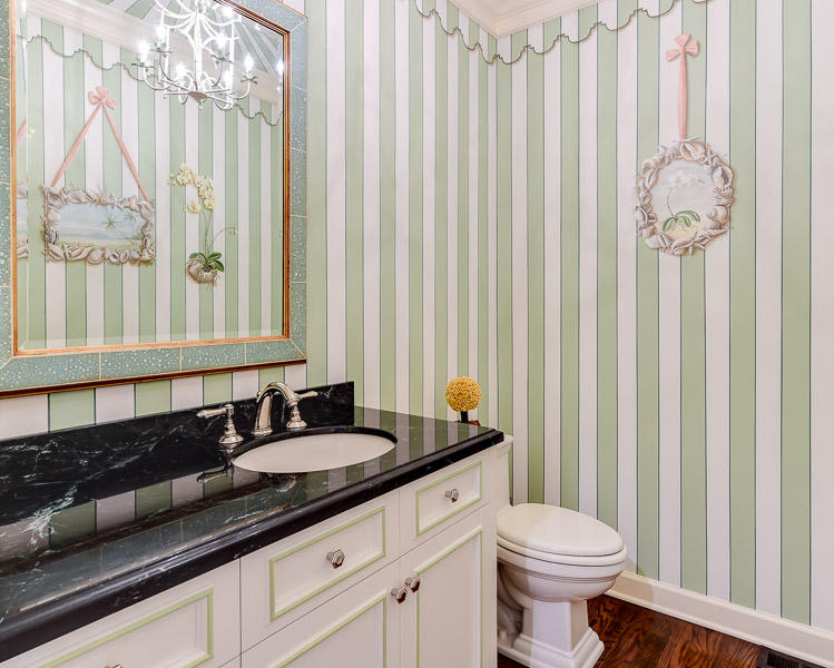 EL BRAVO PARK - Residential