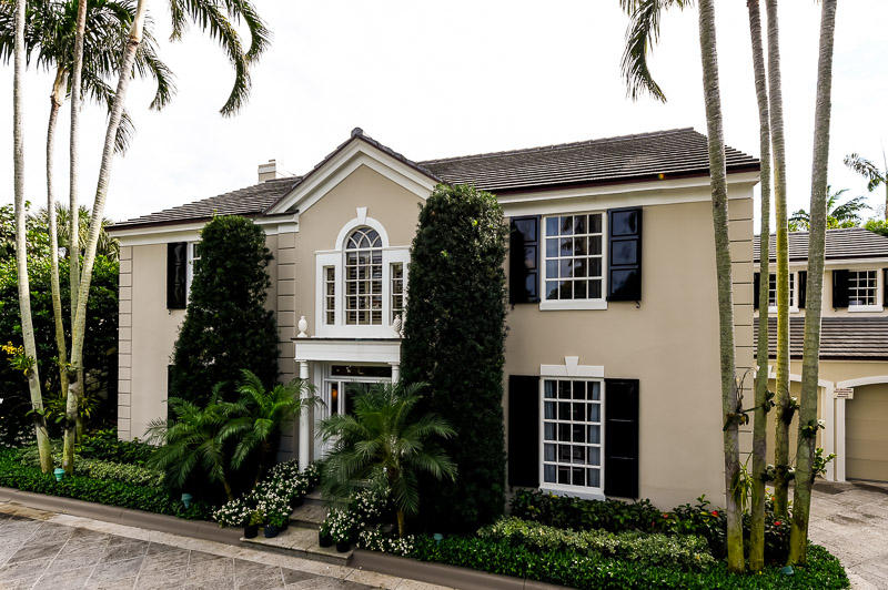 EL BRAVO PARK - Residential