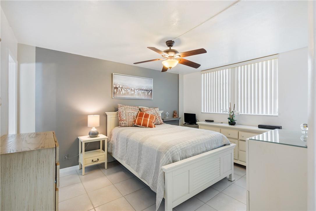 Lighthouse Point Plaza - Residential Lease