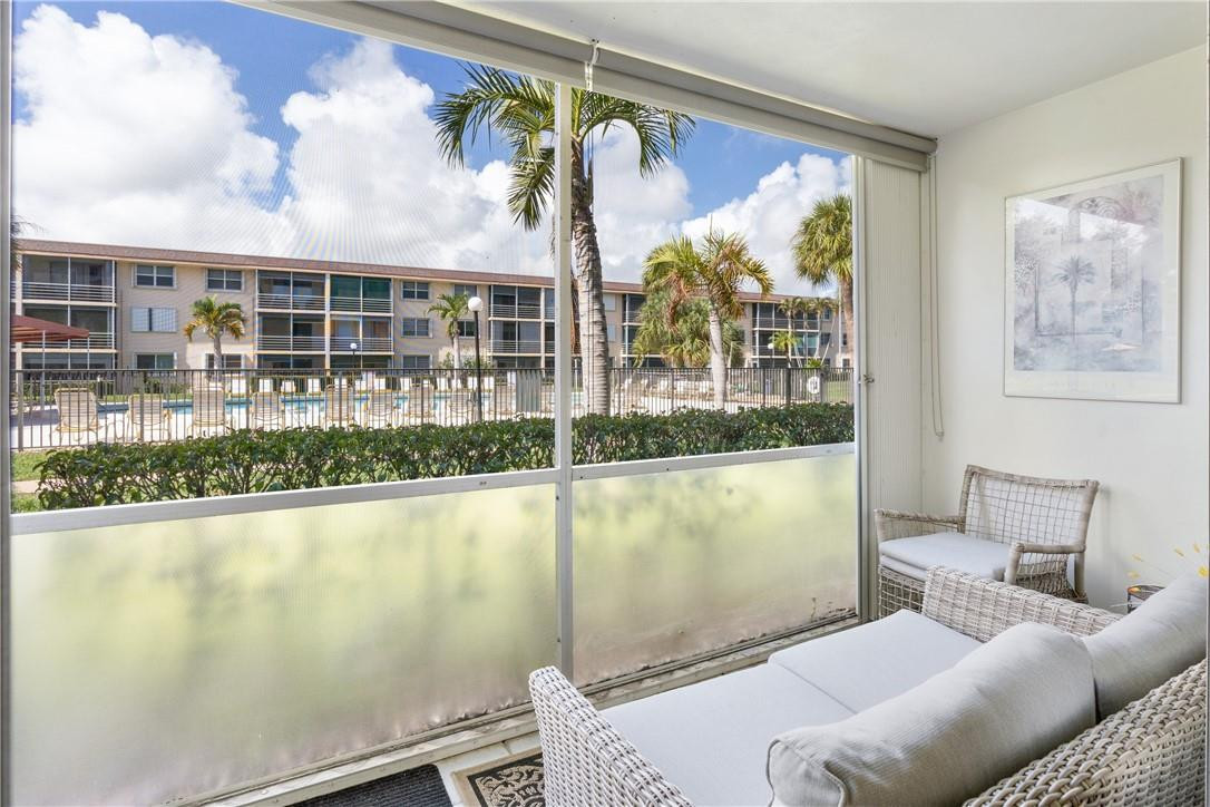 Lighthouse Point Plaza - Residential Lease