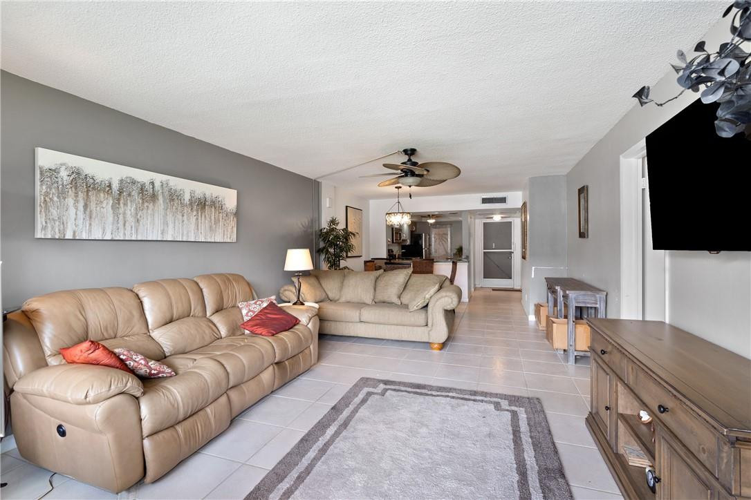 Lighthouse Point Plaza - Residential Lease