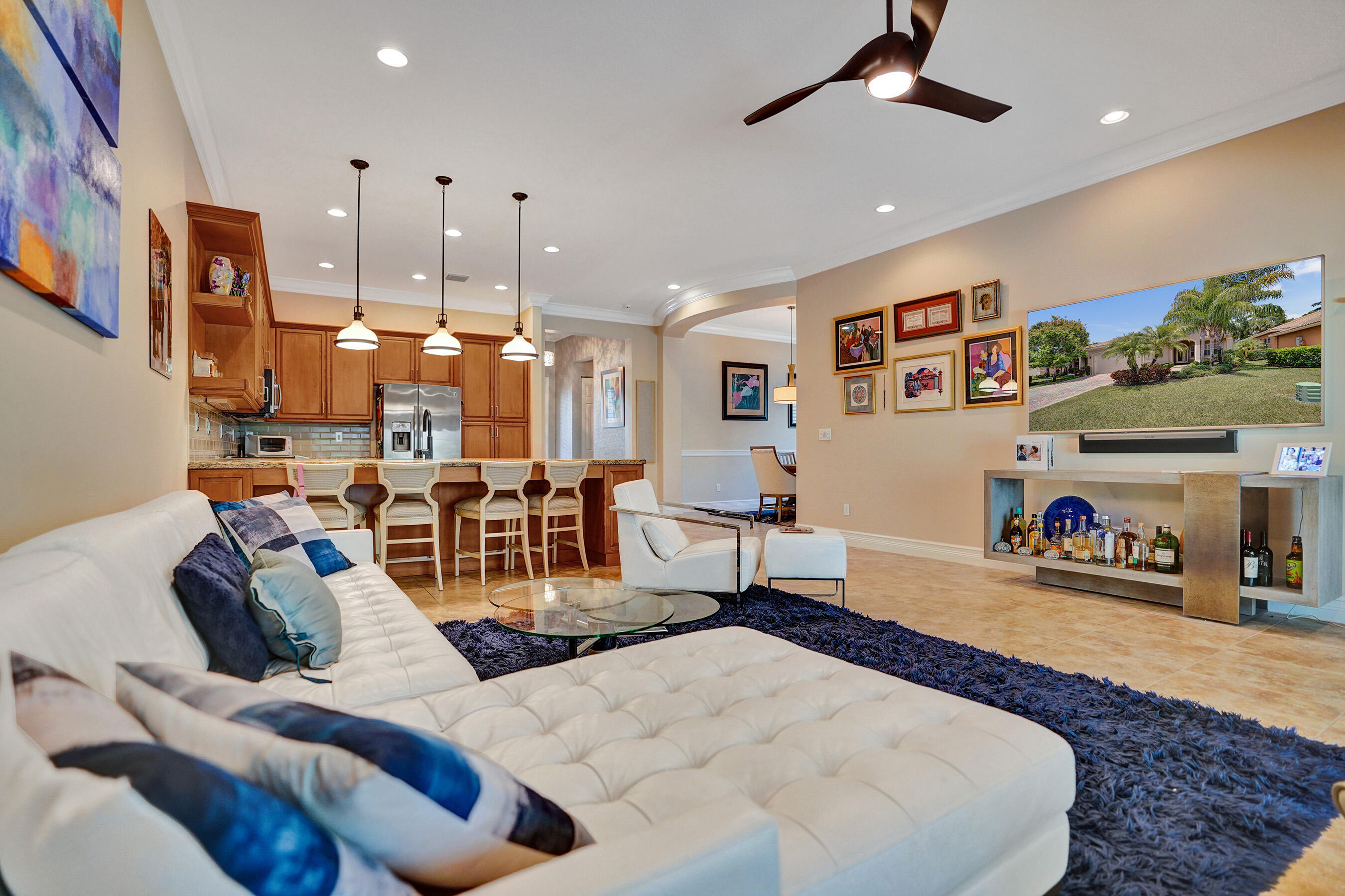 VALENCIA COVE - Residential