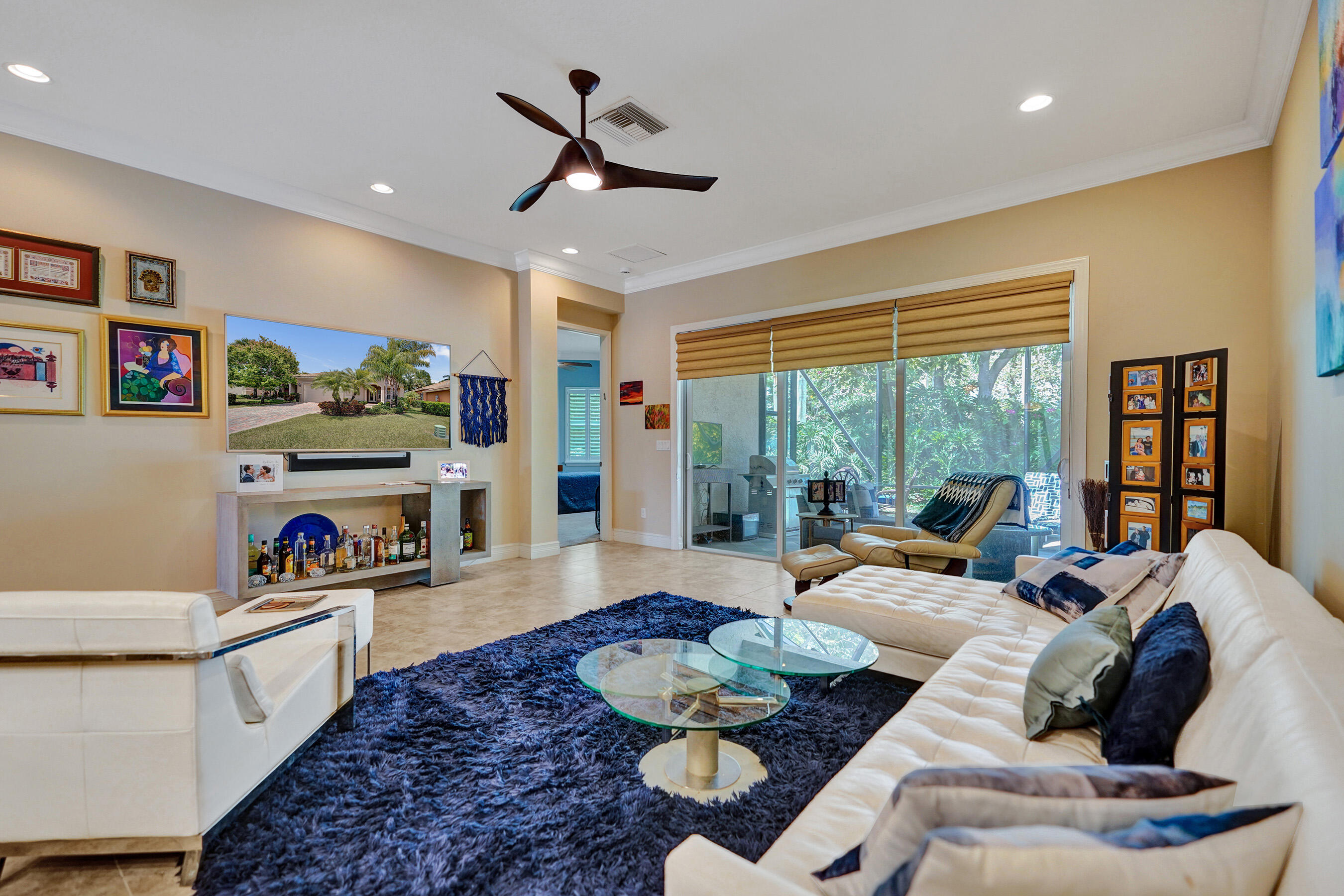 VALENCIA COVE - Residential