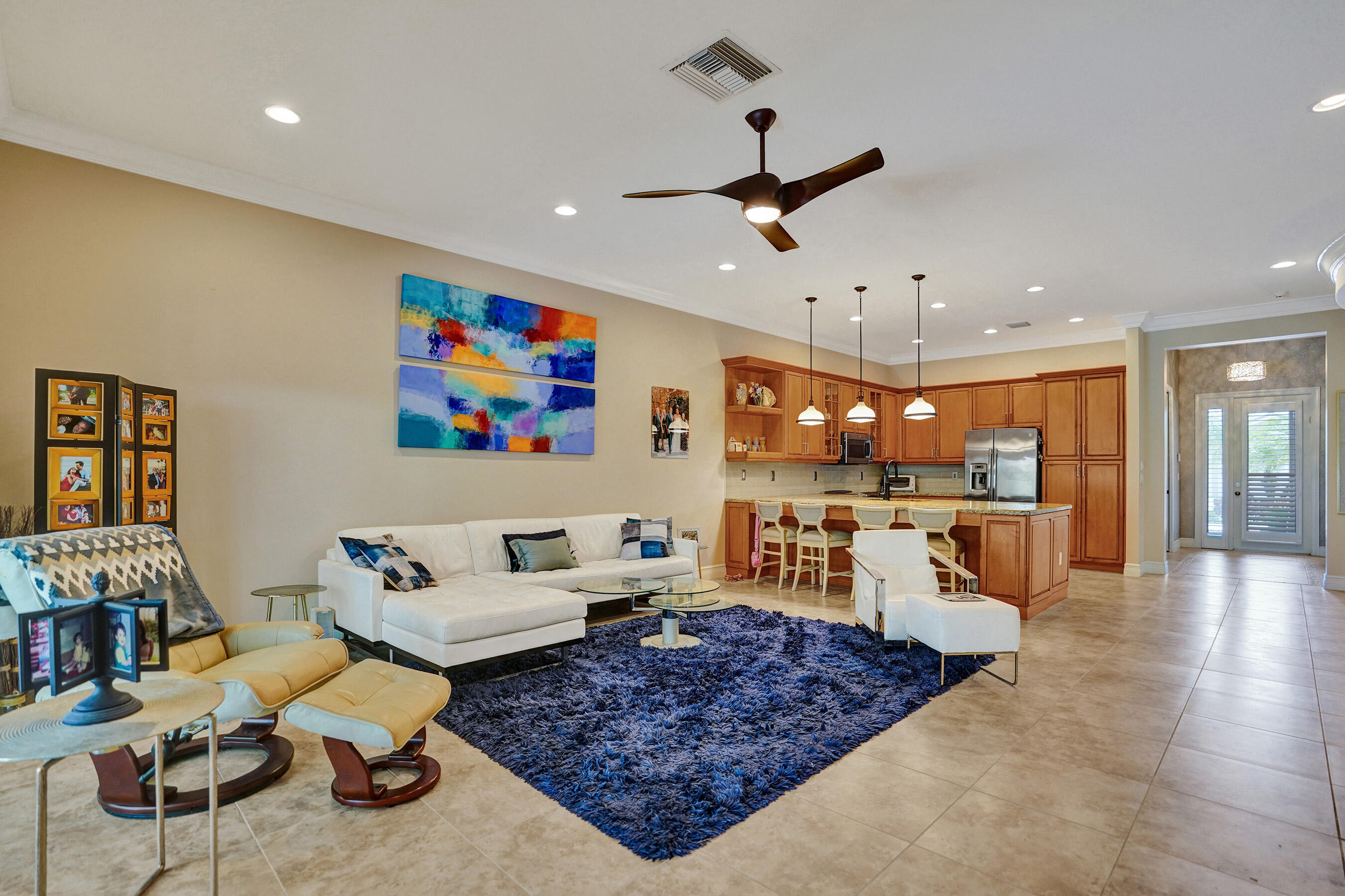 VALENCIA COVE - Residential