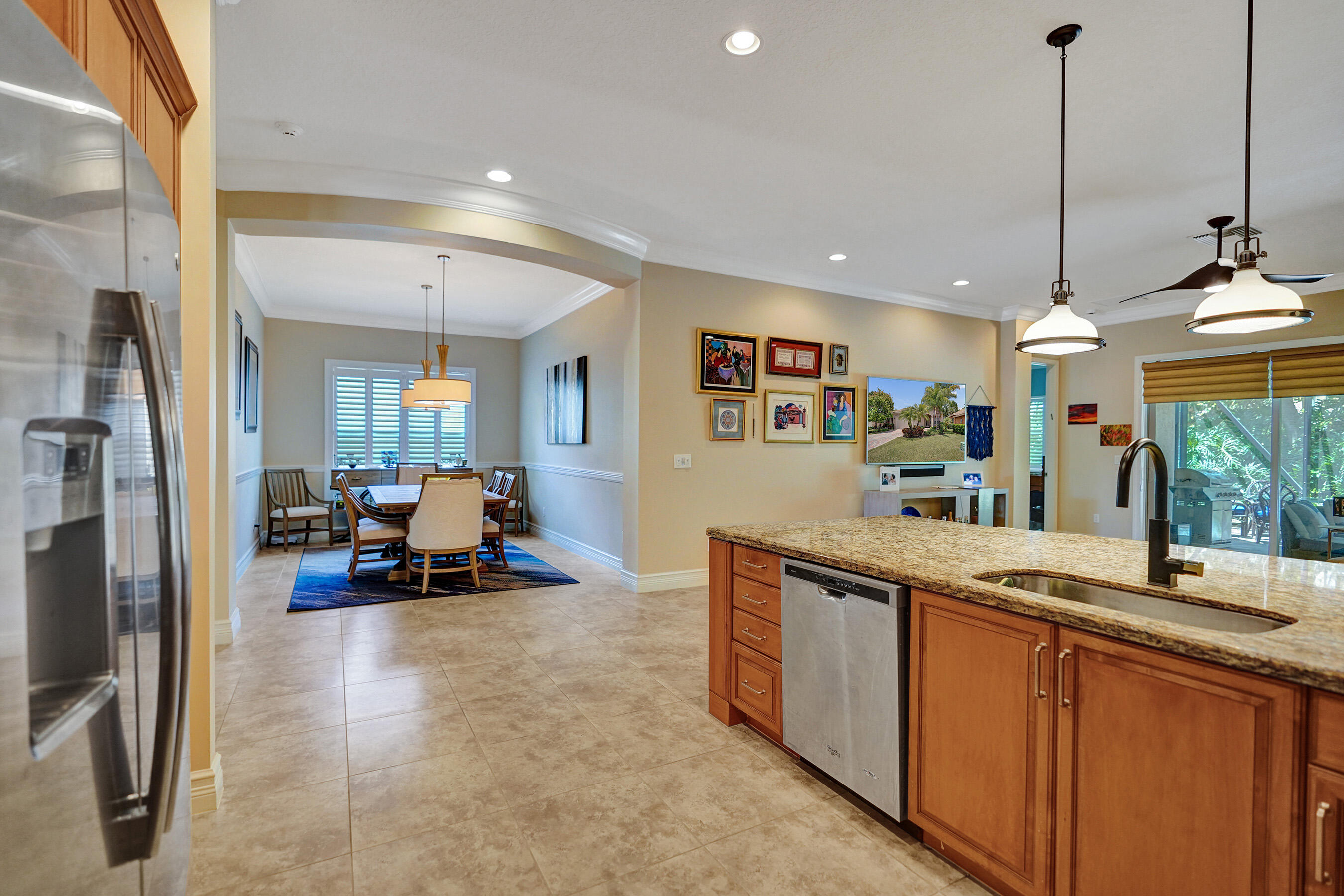 VALENCIA COVE - Residential