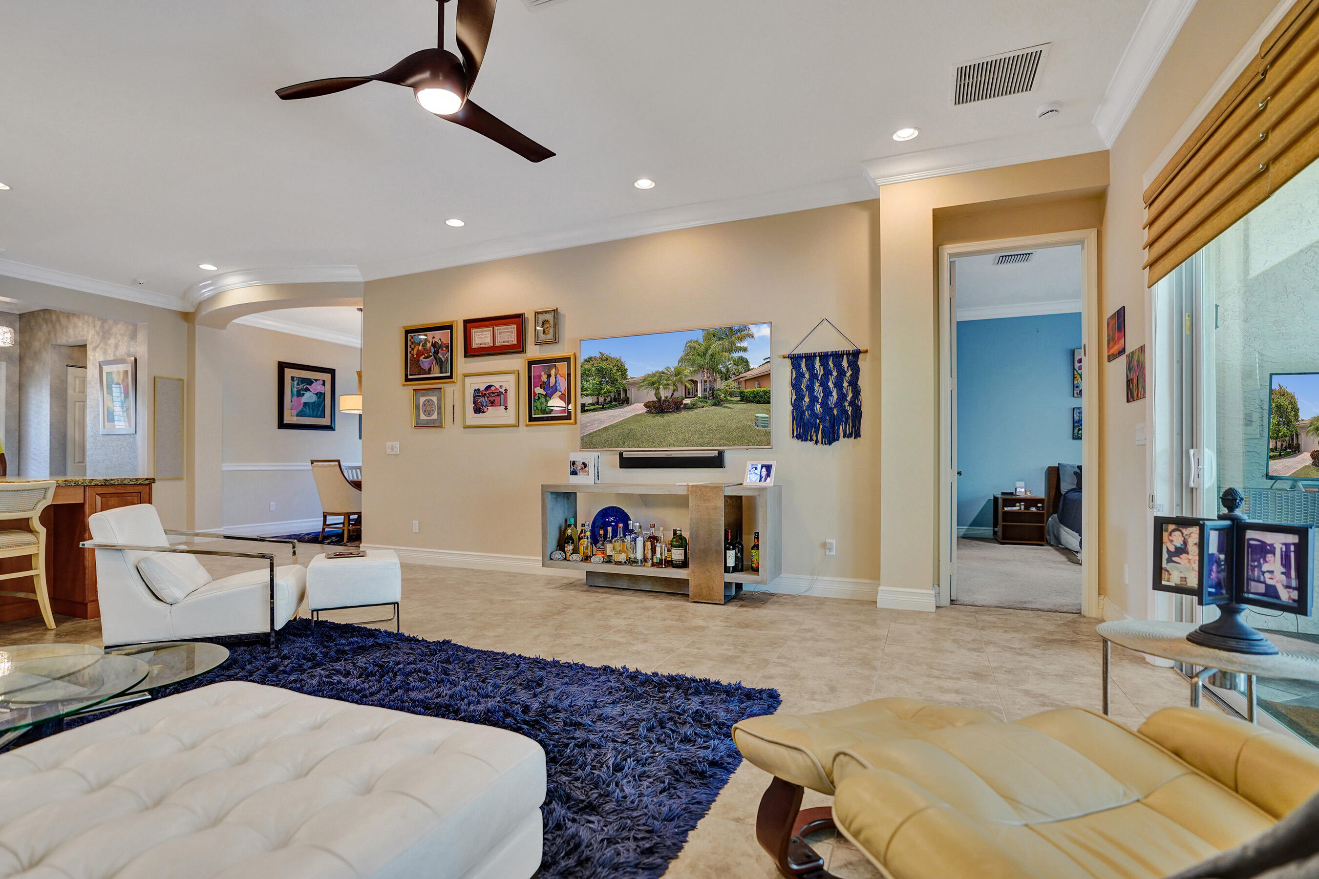 VALENCIA COVE - Residential