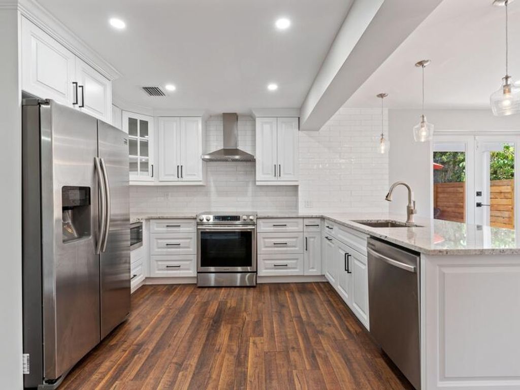 Photo of 1632 N L Street, Lake Worth Beach, FL 33460 (MLS # B26030611)