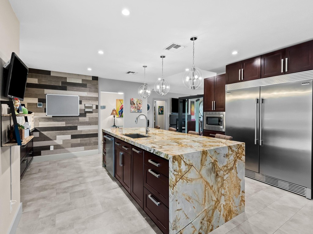 PALM AIRE COUNTRY CLUB - Residential