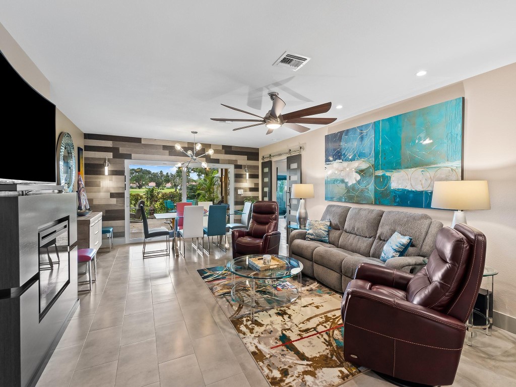PALM AIRE COUNTRY CLUB - Residential