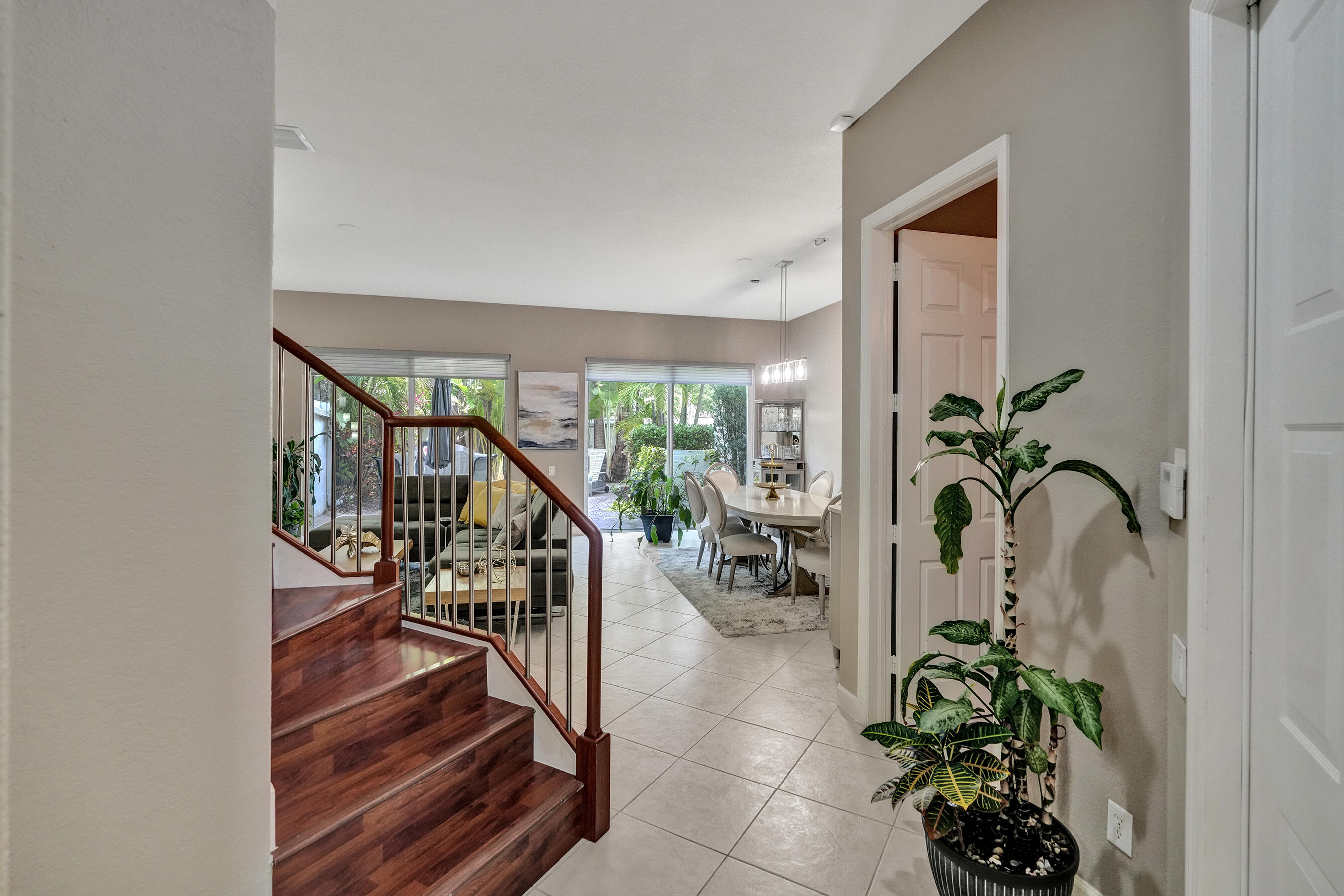 THREE ISLANDS 3RD SECTION - Residential