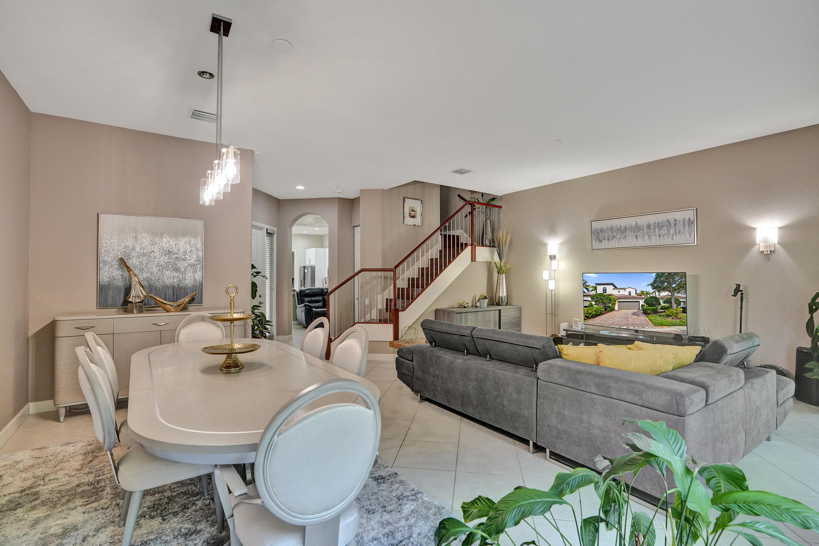THREE ISLANDS 3RD SECTION - Residential