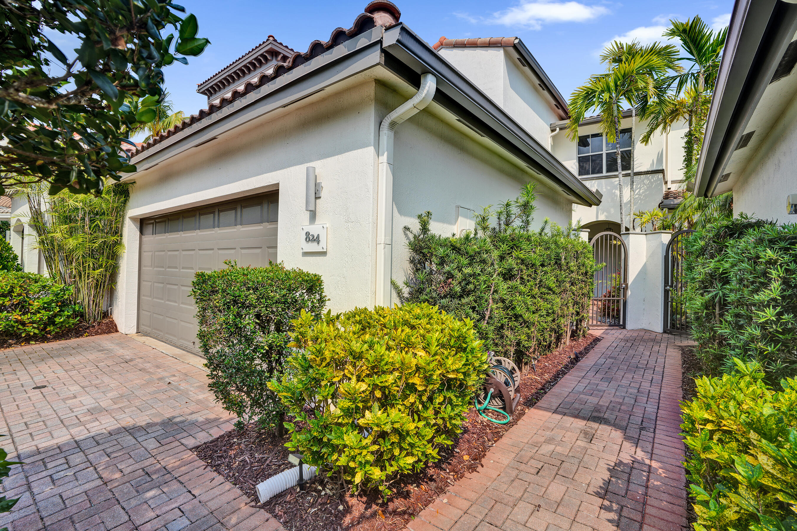 THREE ISLANDS 3RD SECTION - Residential