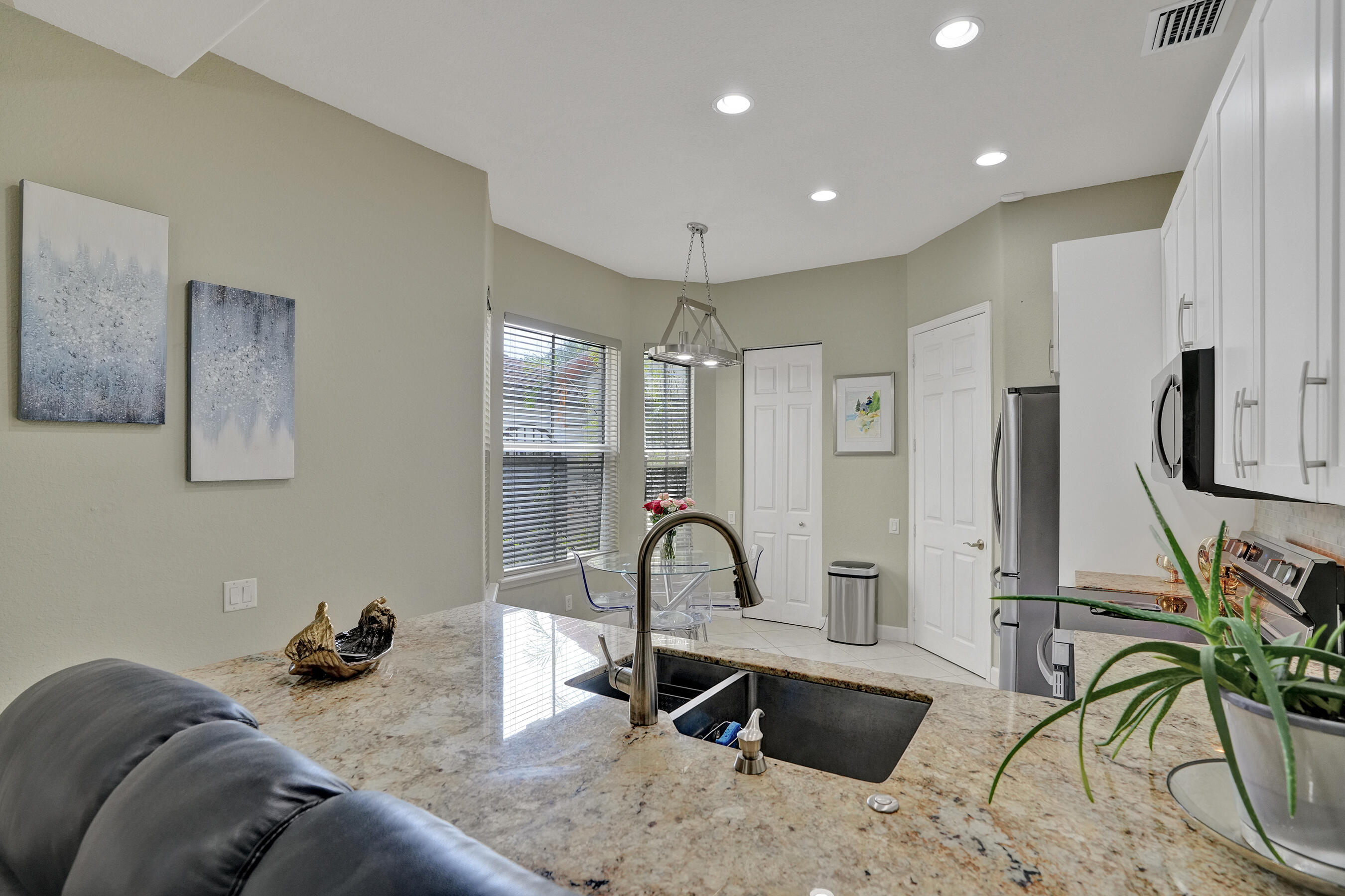THREE ISLANDS 3RD SECTION - Residential