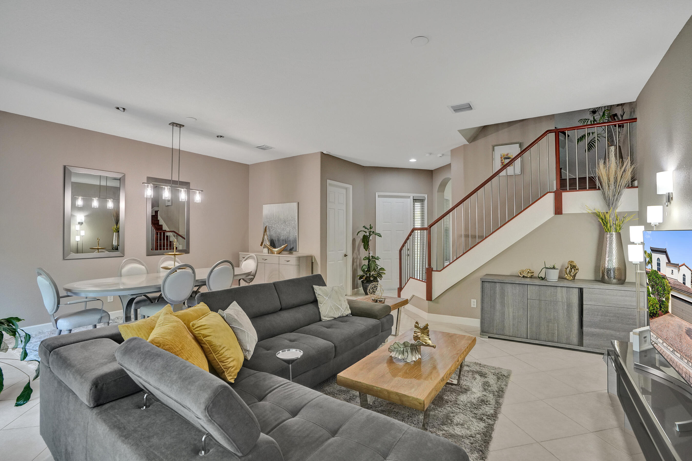 THREE ISLANDS 3RD SECTION - Residential