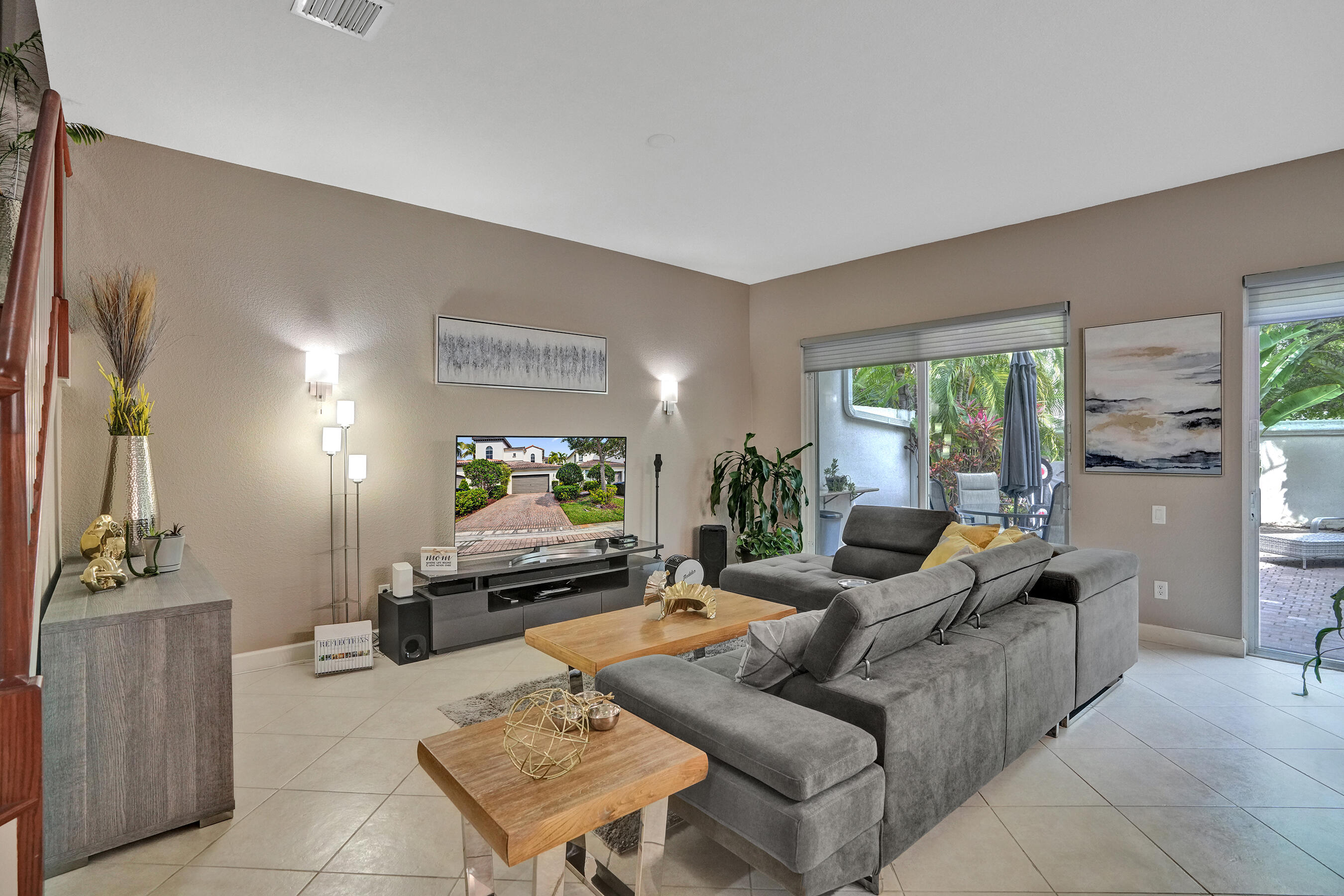 THREE ISLANDS 3RD SECTION - Residential