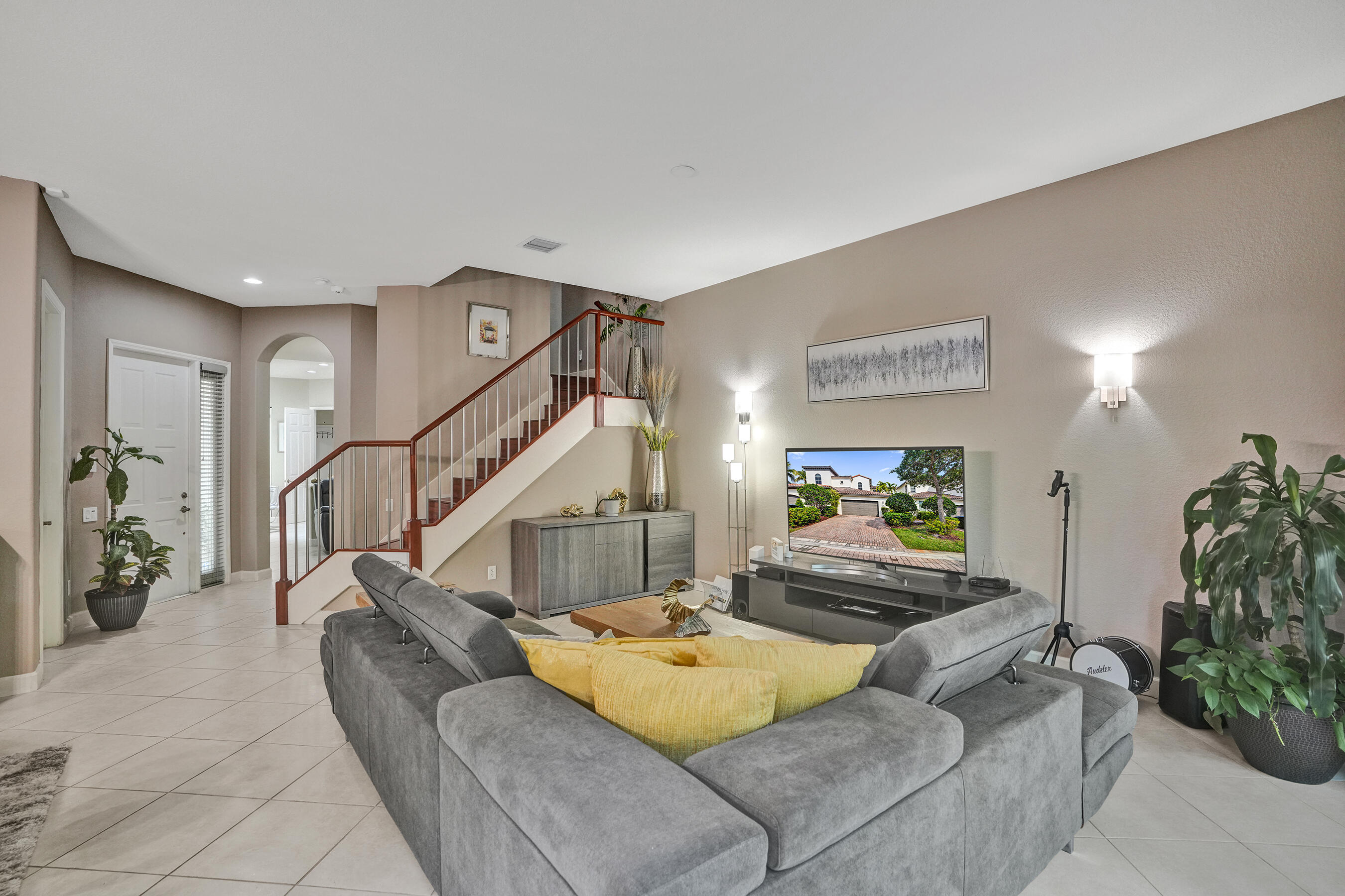 THREE ISLANDS 3RD SECTION - Residential