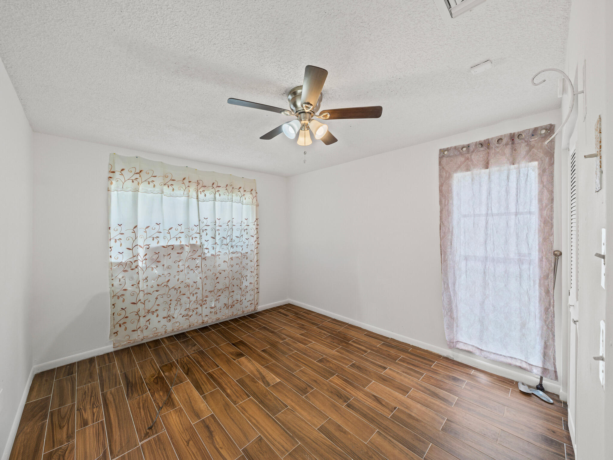 LUCERNE HOMES EAST 3 - Residential