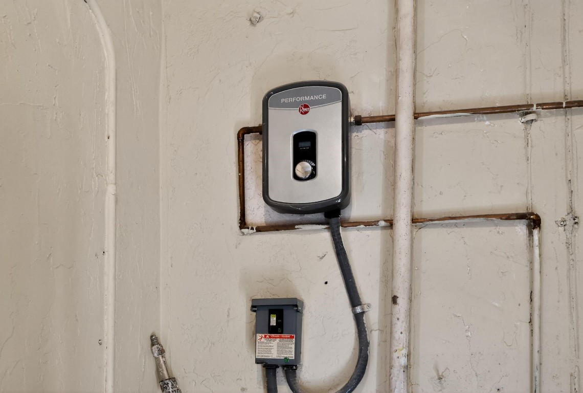 THE ARBOUR TOWNHOUSE - Residential