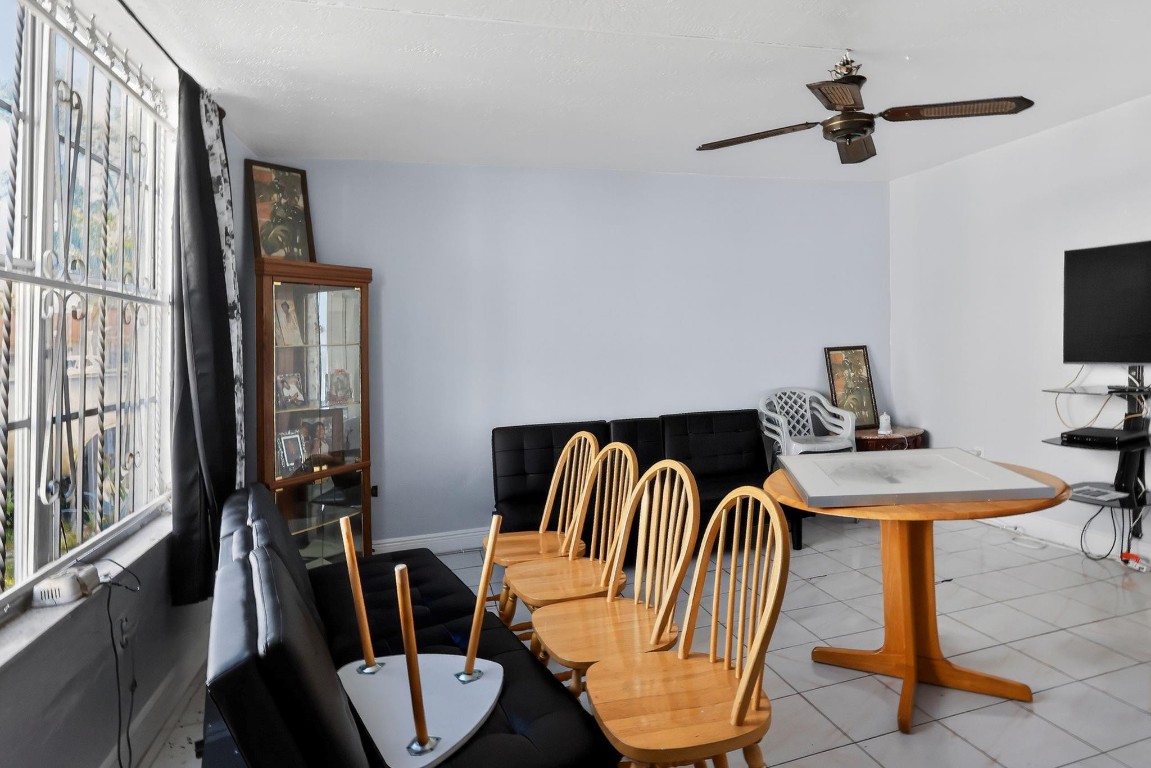 THE ARBOUR TOWNHOUSE - Residential