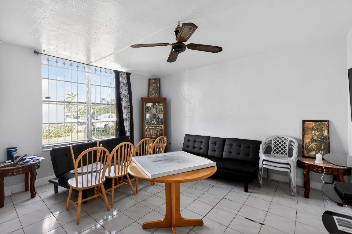 THE ARBOUR TOWNHOUSE - Residential