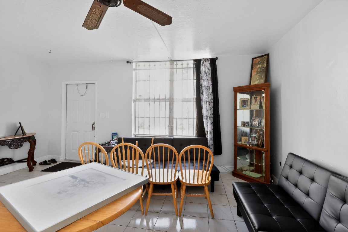 THE ARBOUR TOWNHOUSE - Residential