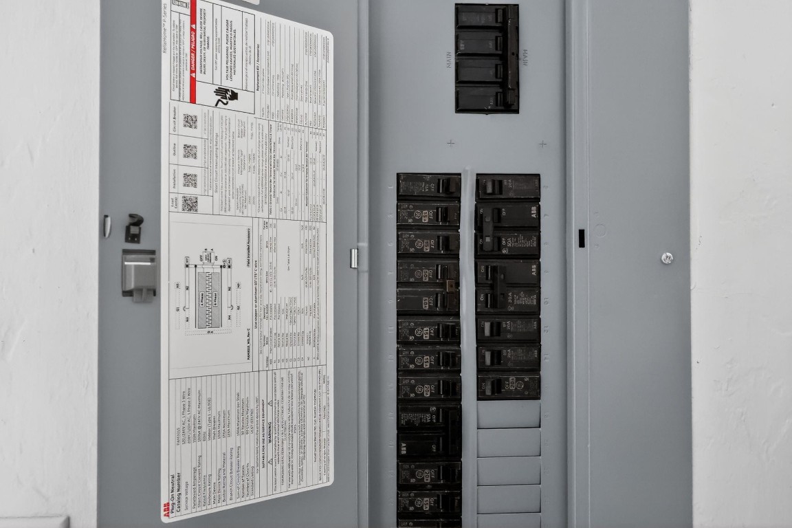 THE ARBOUR TOWNHOUSE - Residential