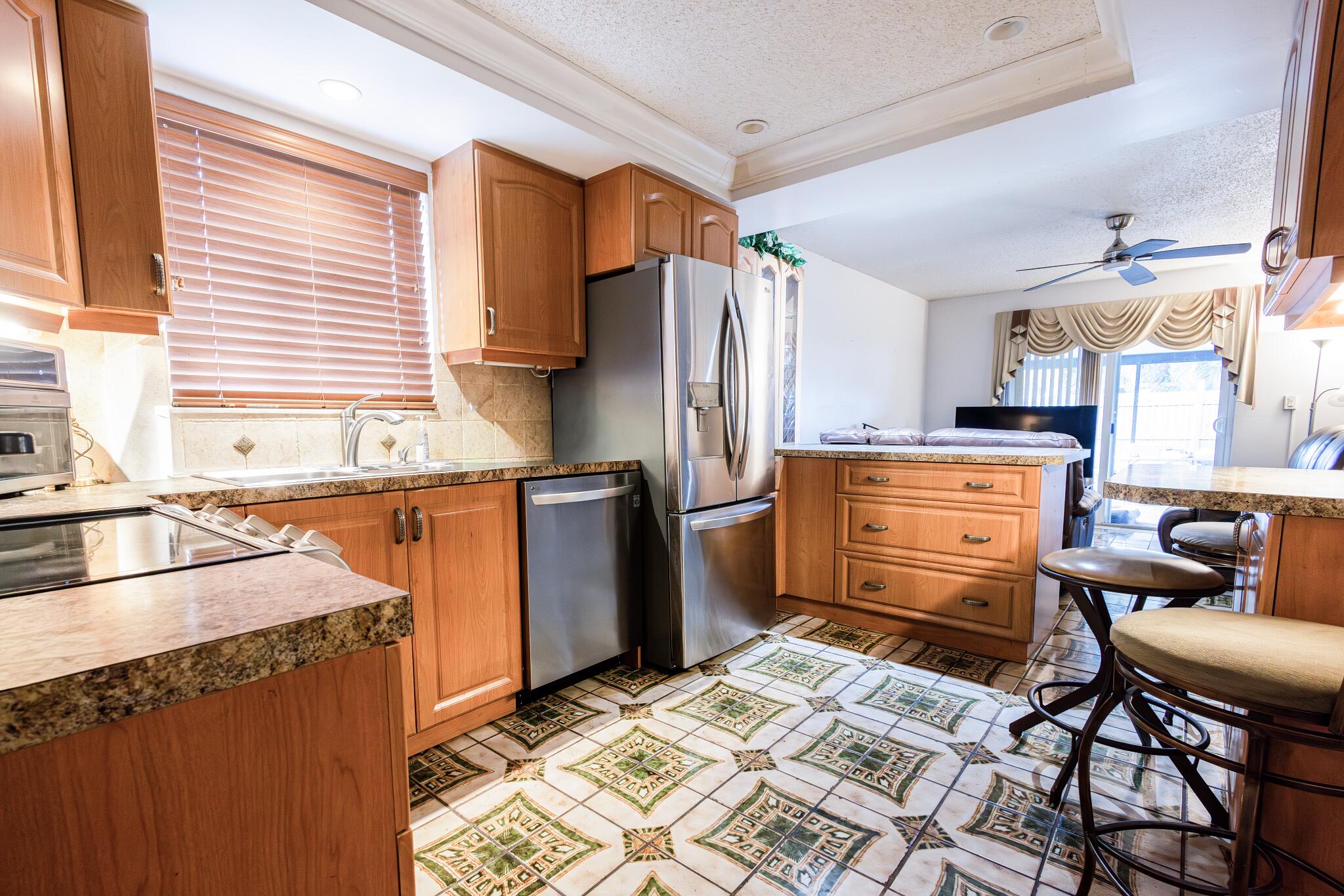 DELRAY SHORES FIRST ADD - Residential