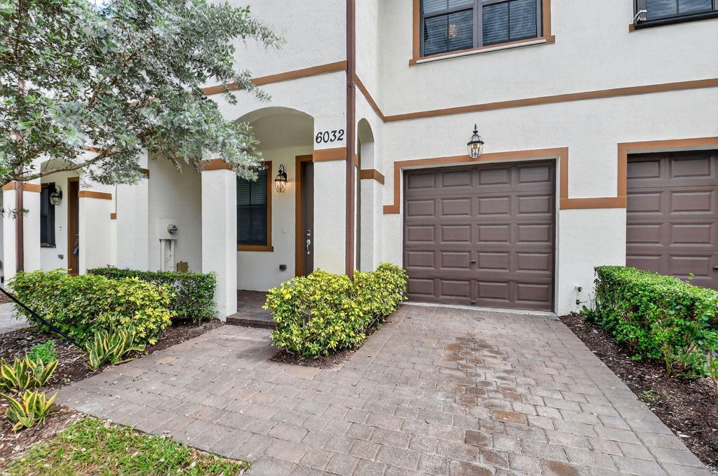 Photo of 6032 Bangalow Drive, Lake Worth, FL 33463 (MLS # R11129235)
