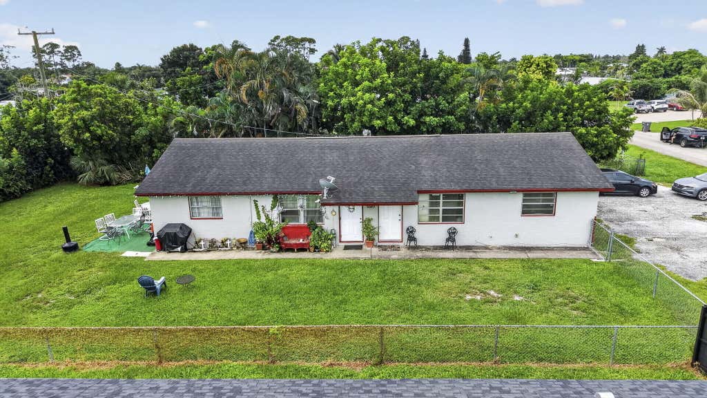 Photo of 1602 Meridian Road, West Palm Beach, FL 33417 (MLS # B26023574)