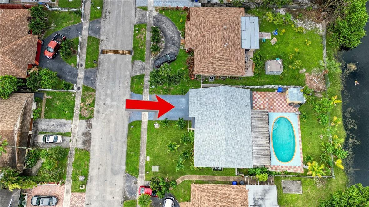 NORTH LAUDERDALE VILLAGE - Residential