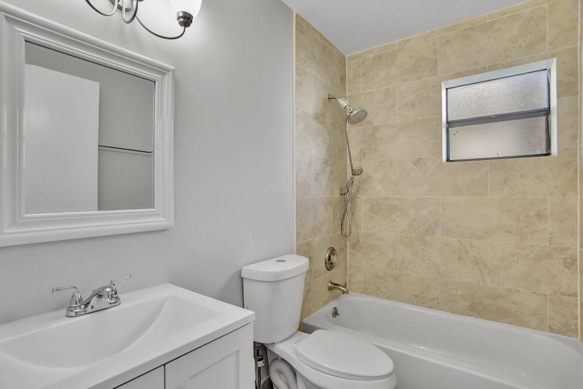 BAYWOOD VILLAGE - Residential