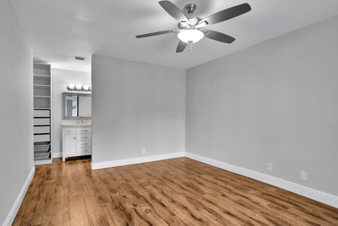 BAYWOOD VILLAGE - Residential