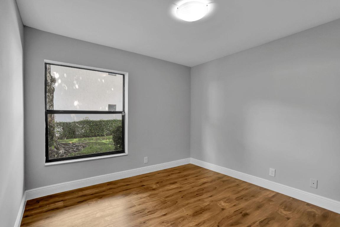 BAYWOOD VILLAGE - Residential