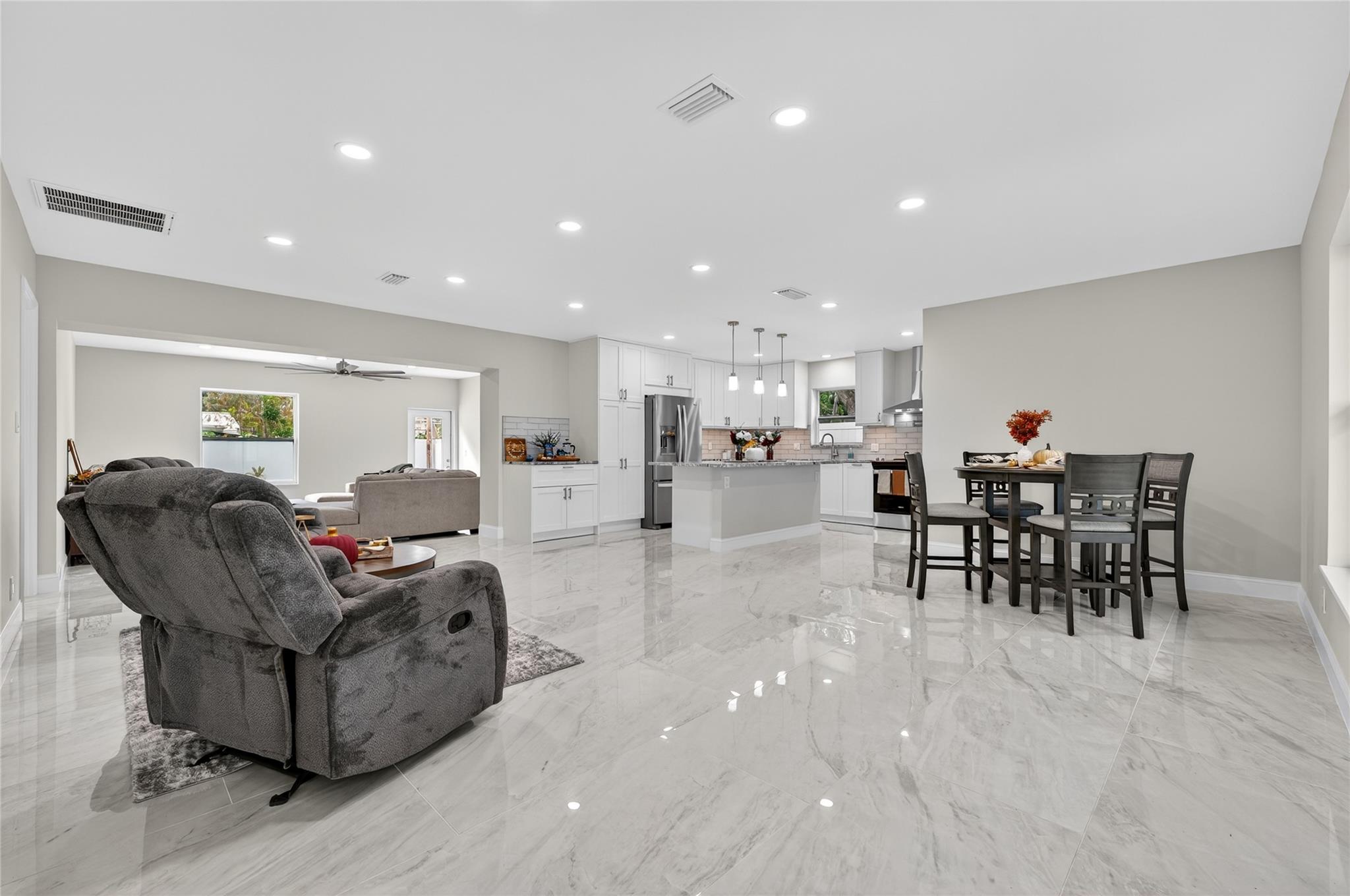 East Haven 21-39 B - Residential