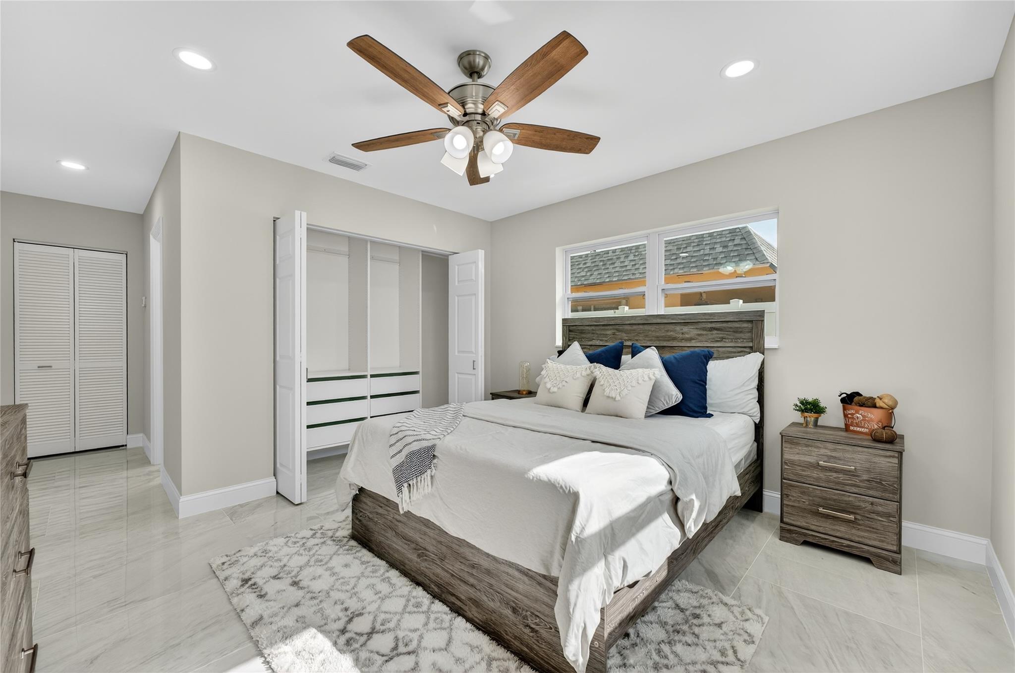 East Haven 21-39 B - Residential