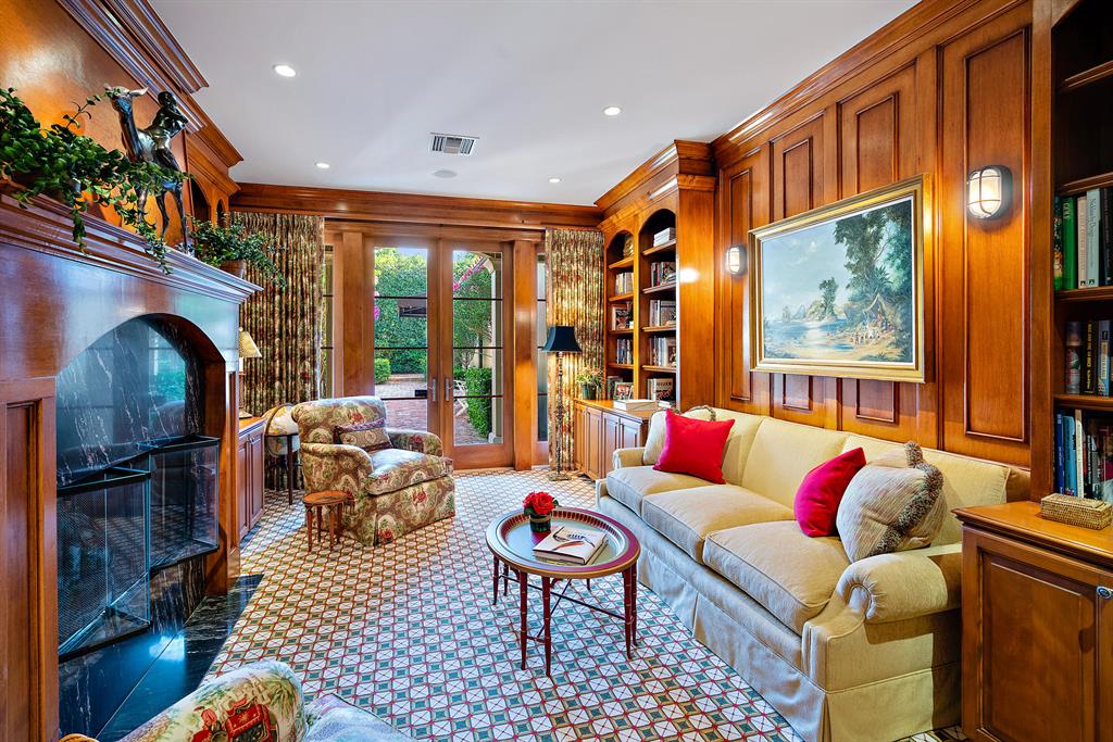 ROYAL PARK - Residential